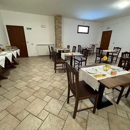 Emilia Отель типа 