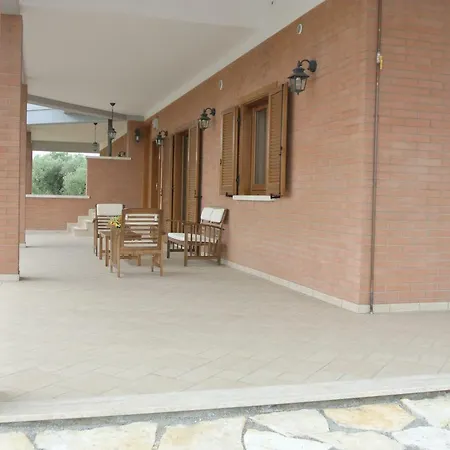 Emilia フォッサチェージア