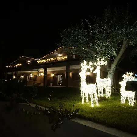 ベッド・アンド・ブレックファスト Emilia 4*