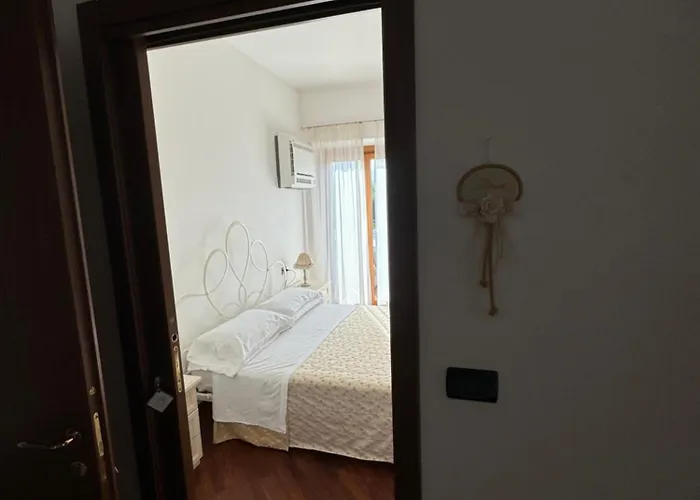 Emilia Bed & Breakfast 4*